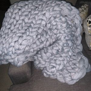 Chunky Knit Throw